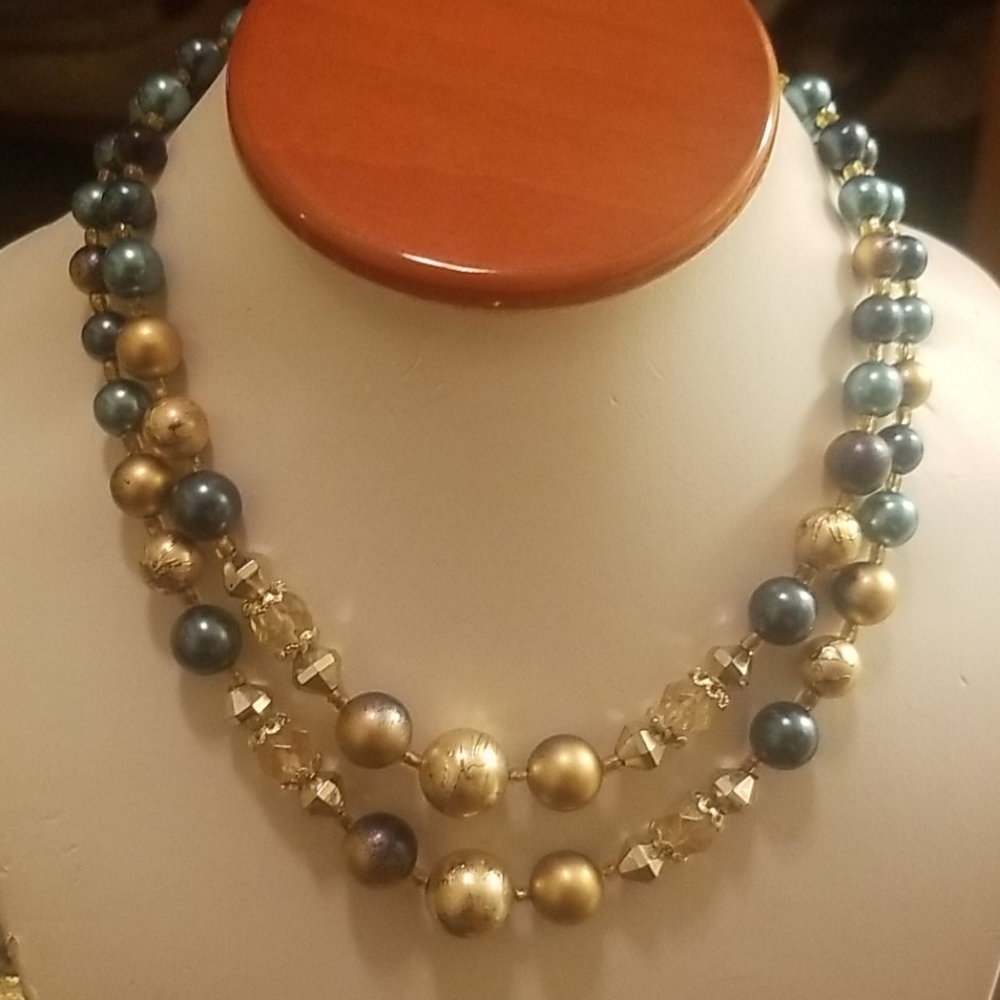 Vintage beaded necklace Japan PM 128A